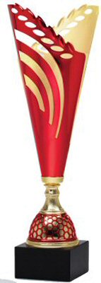 Red Wreath Cup